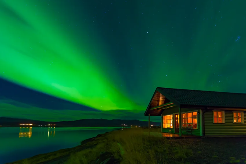 Polarlichter über der Villa Fjordblick